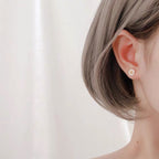 S925 Sterling Silver Daisy Stud Earrings for Women